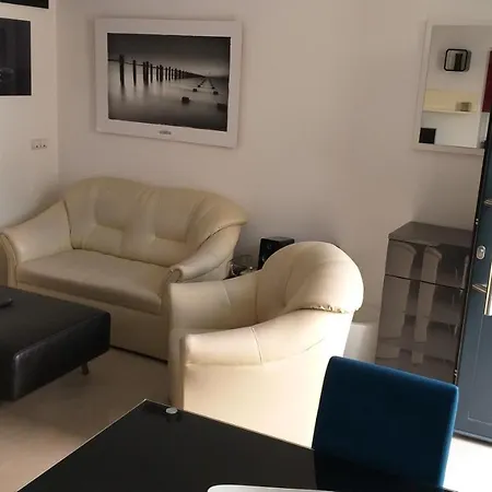 Centar Manus Apartament *